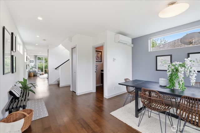 6114 8th Avenue NW, Seattle, WA 98107