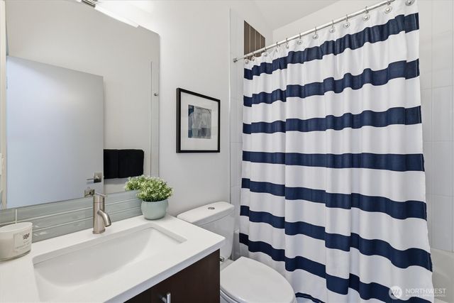 6114 8th Avenue NW, Seattle, WA 98107