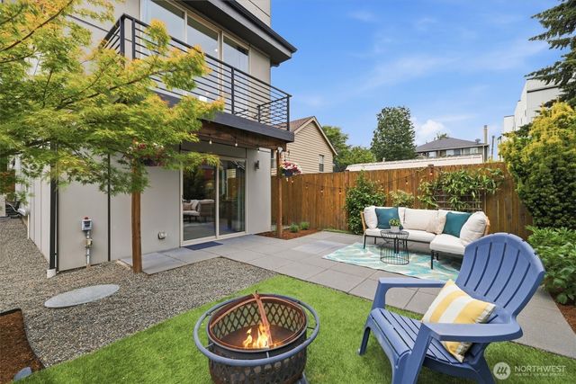 6114 8th Avenue NW, Seattle, WA 98107