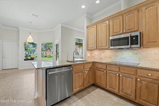 426 Carmargue Lane, Biloxi, MS 39531