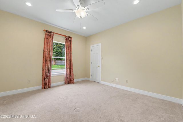 426 Carmargue Lane, Biloxi, MS 39531