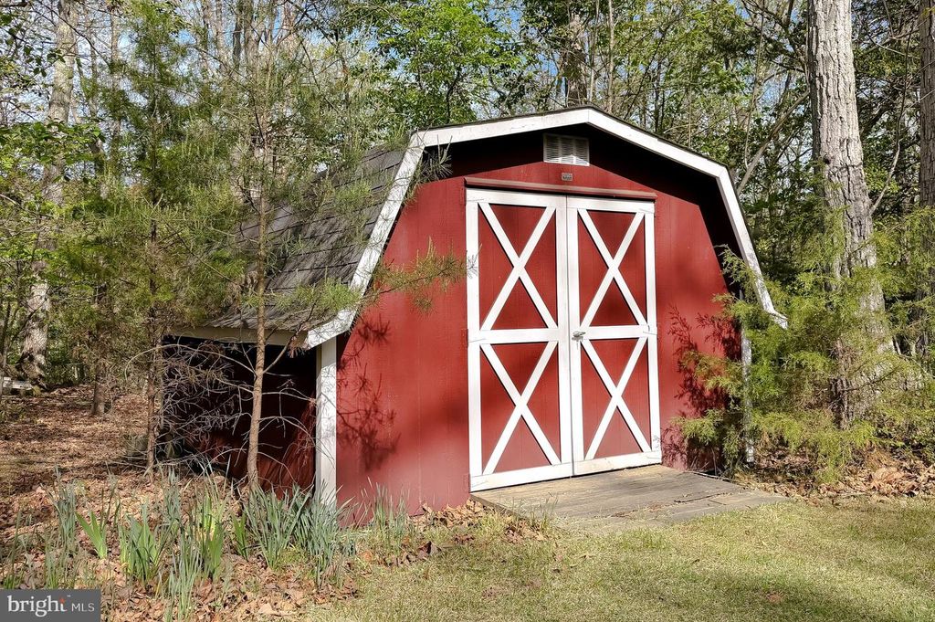 Image 47 of property listing at 22925 MAPLE RD, Lexington Park, MD 20653