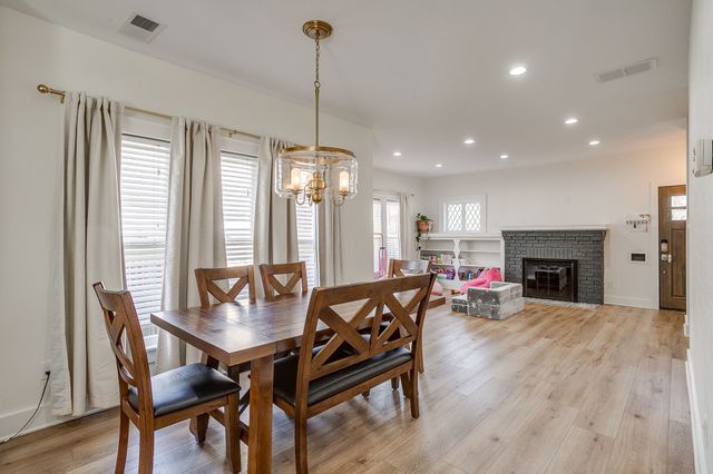 1804 Thomas Place, Fort Worth, TX 76107