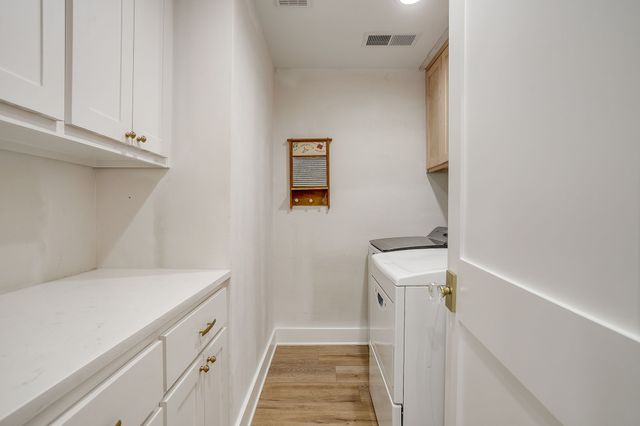 1804 Thomas Place, Fort Worth, TX 76107