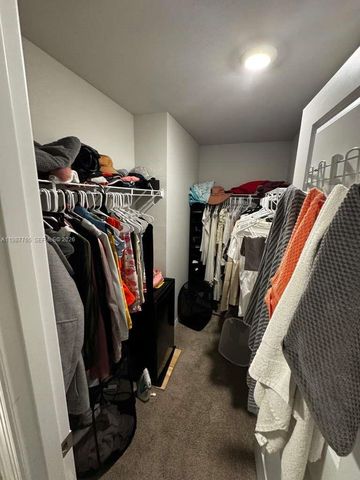 9013 Meadow Cir, La Belle, FL 33935