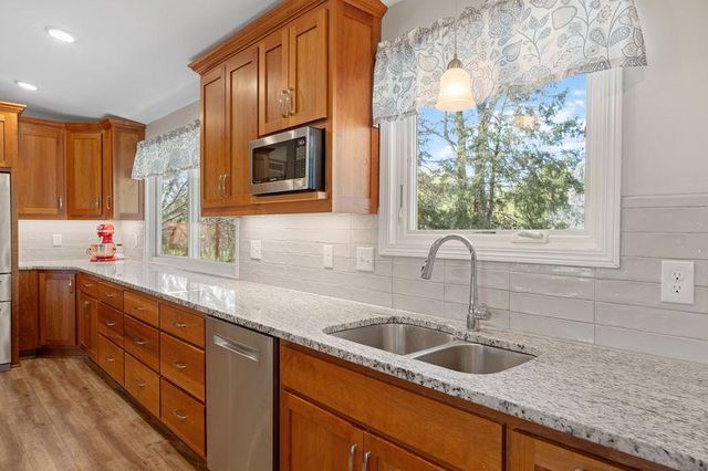 9411 Newgate Avenue N, Stillwater, MN 55082