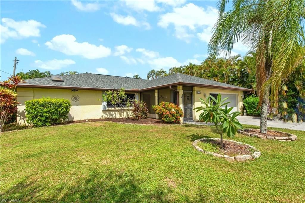 824 SW 13th AVE, CAPE CORAL, FL 33991 — photo 3