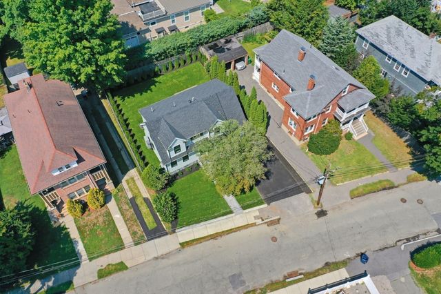 17 Kilburn Road, Newton, MA 02465