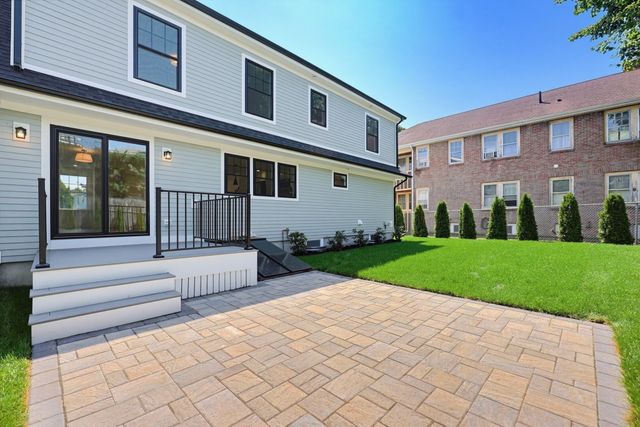 17 Kilburn Road, Newton, MA 02465