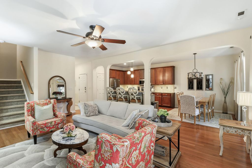 Image 3 of property listing at 1618 Indaba Way, Charleston, SC 29414