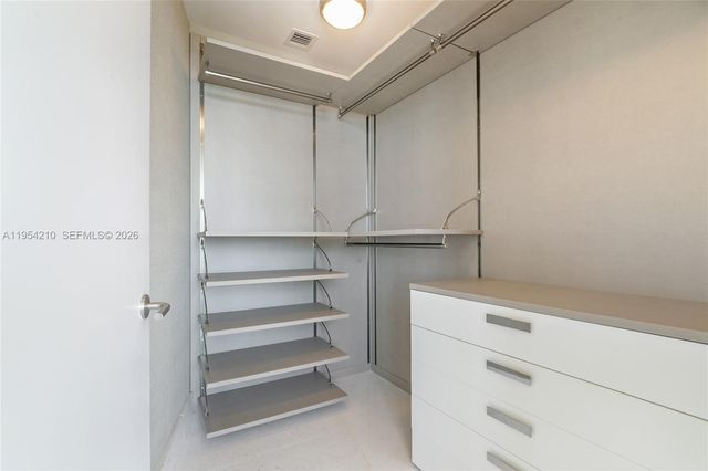 18555 Collins Ave 4305, Sunny Isles Beach, FL 33160