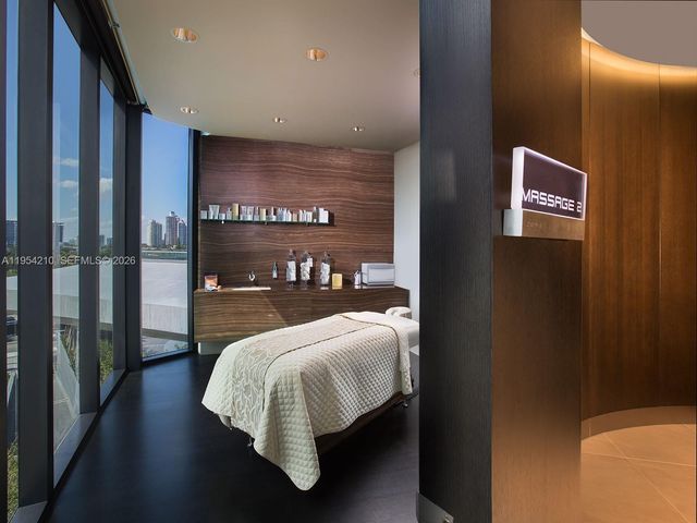 18555 Collins Ave 4305, Sunny Isles Beach, FL 33160