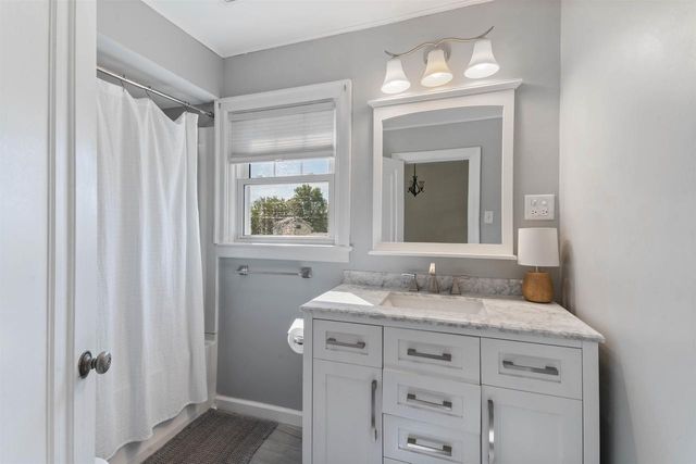 820 7th Ave E, Superior, WI 54880