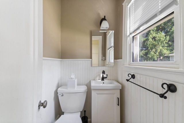 820 7th Ave E, Superior, WI 54880