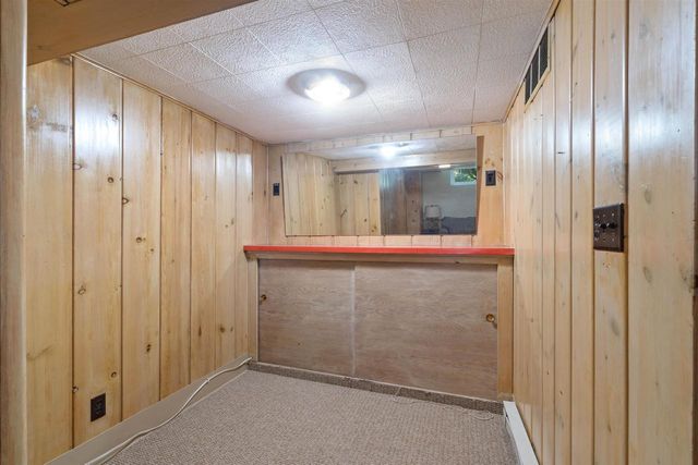 820 7th Ave E, Superior, WI 54880