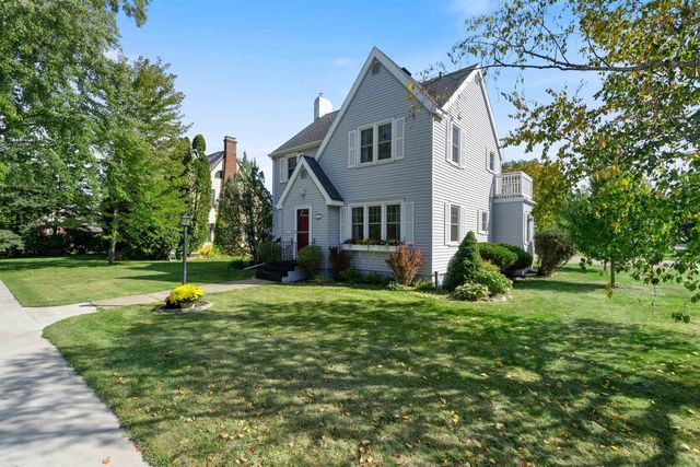 820 7th Ave E, Superior, WI 54880