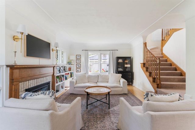 820 7th Ave E, Superior, WI 54880