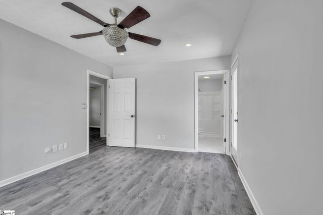 114 Saturn Lane, Greer, SC 29651