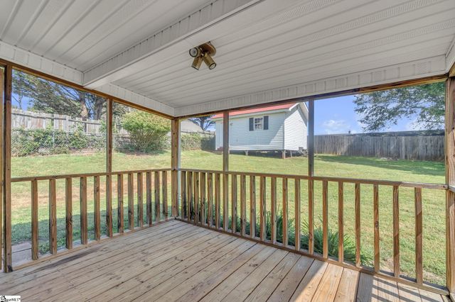 114 Saturn Lane, Greer, SC 29651