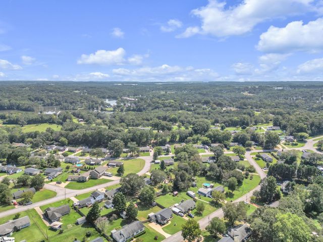 114 Saturn Lane, Greer, SC 29651