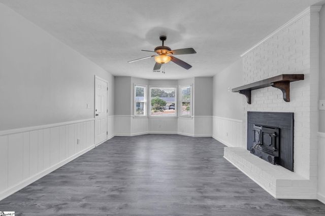 114 Saturn Lane, Greer, SC 29651