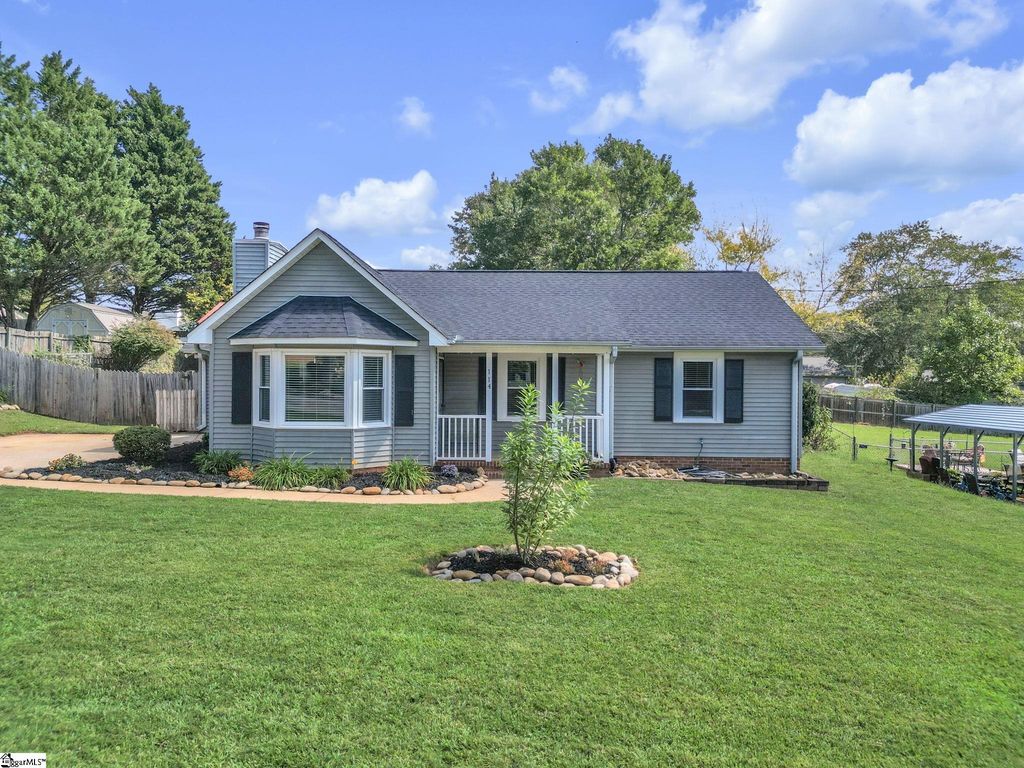 114 Saturn Lane, Greer, SC 29651