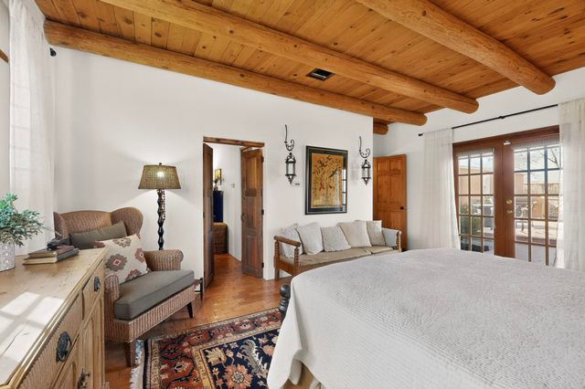 253 Old Church Road, Corrales, NM 87048