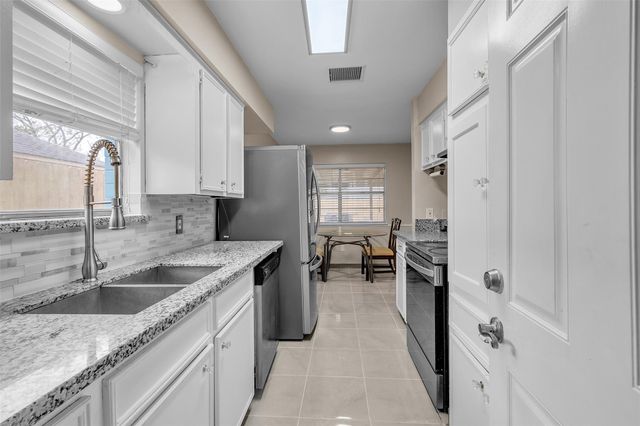 308 Tiegs Street, League City, TX 77573