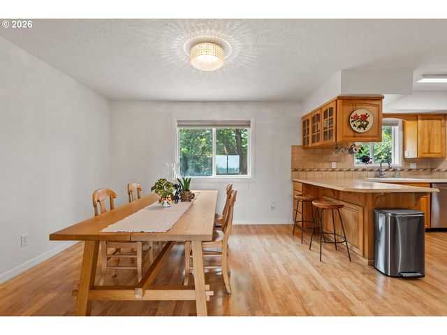 4305 IDAHO St, Vancouver, WA 98661