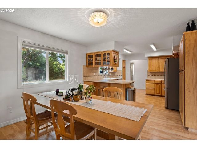 4305 IDAHO St, Vancouver, WA 98661