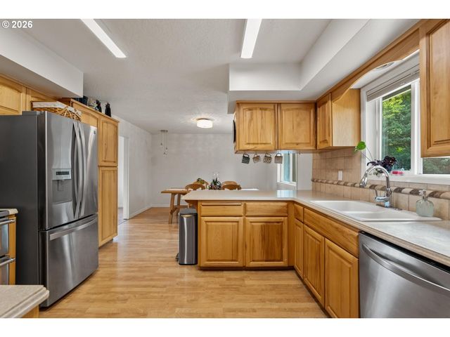4305 IDAHO St, Vancouver, WA 98661