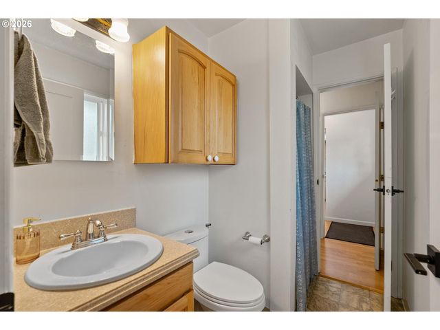 4305 IDAHO St, Vancouver, WA 98661