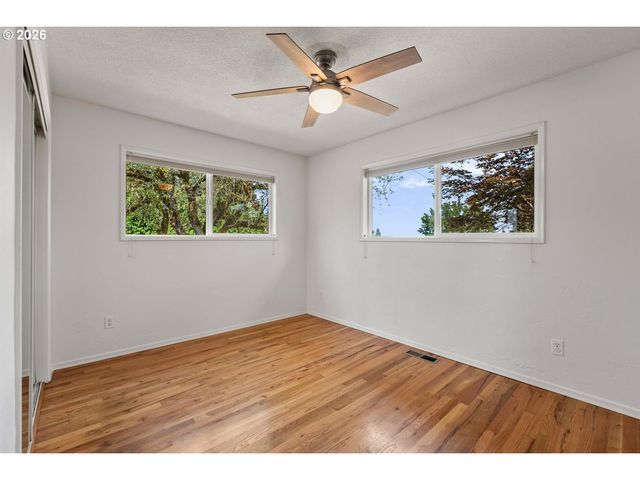 4305 IDAHO St, Vancouver, WA 98661