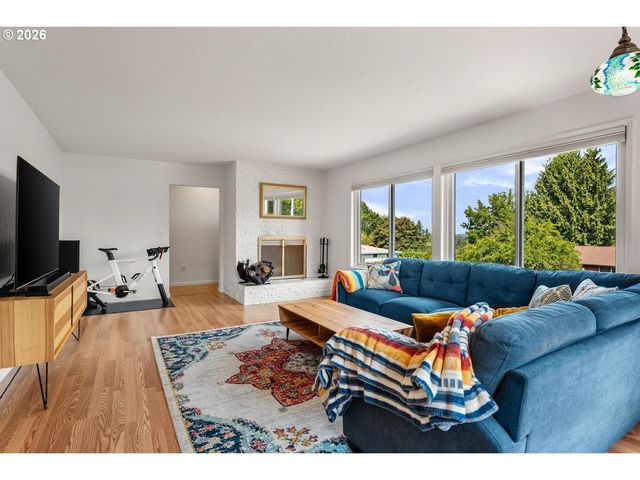 4305 IDAHO St, Vancouver, WA 98661