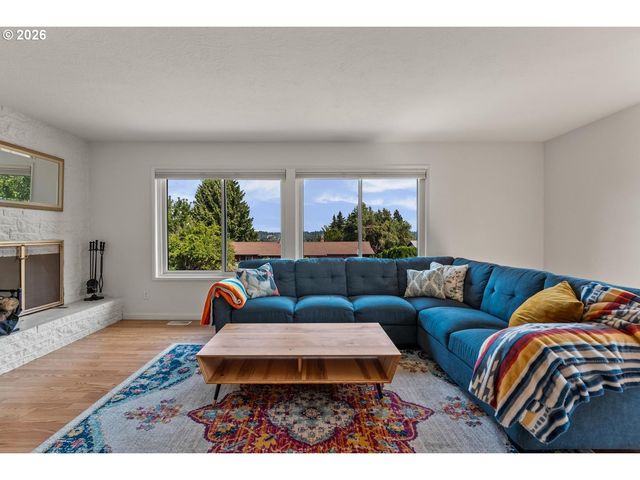 4305 IDAHO St, Vancouver, WA 98661