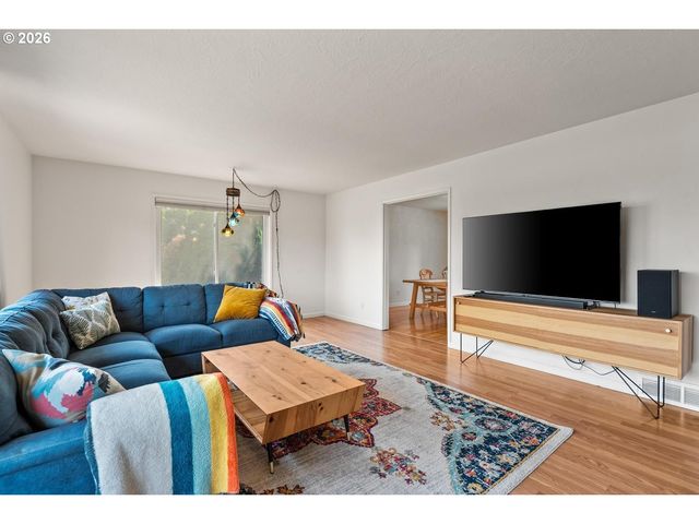 4305 IDAHO St, Vancouver, WA 98661