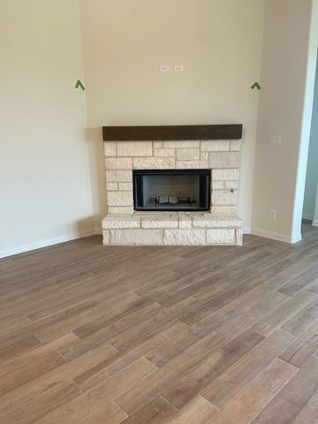 133 Hillview Trail, Decatur, TX 76234