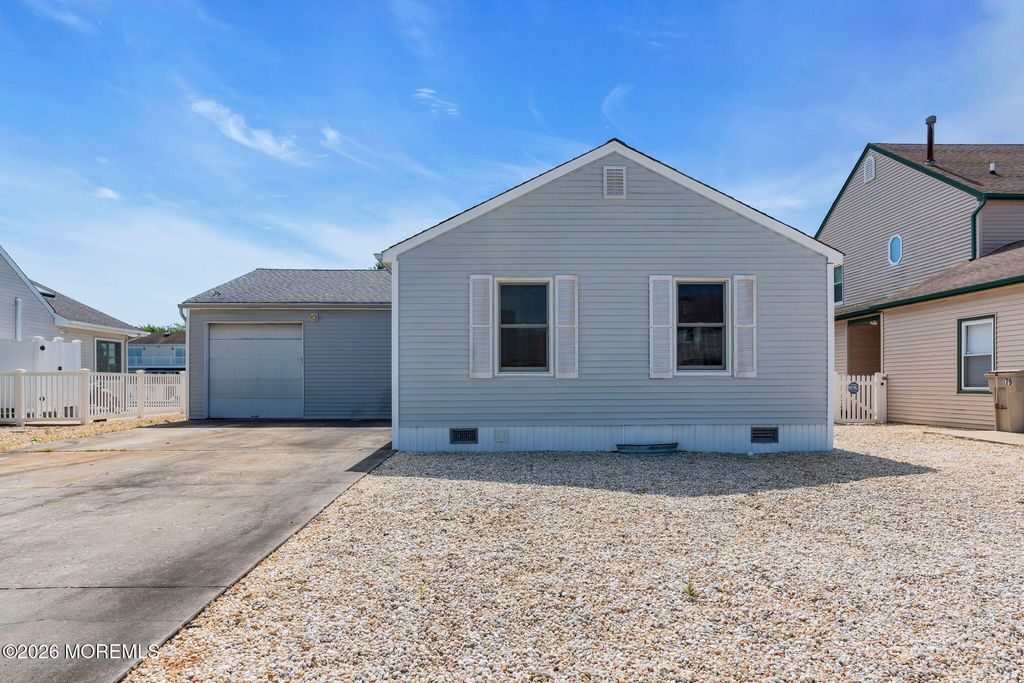 77 Storm Jib Court, Berkeley, NJ 08721