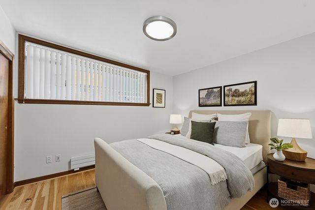 7524 43rd Avenue NE, Seattle, WA 98115