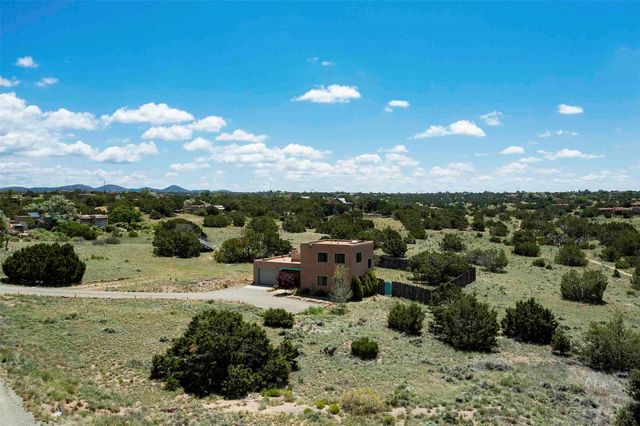 11 Balsa Court, Santa Fe, NM 87508