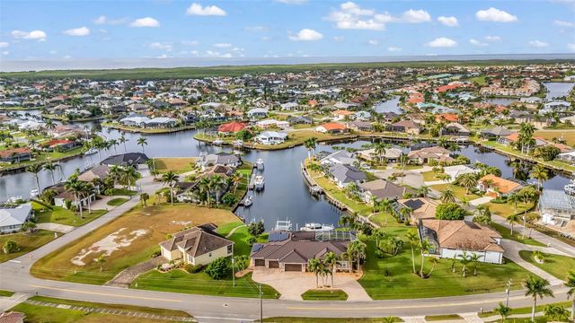 3691 WHIPPOORWILL BOULEVARD, Punta Gorda, FL 33950