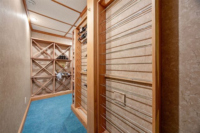 3205 Reston Court NE, Cedar Rapids, IA 52402