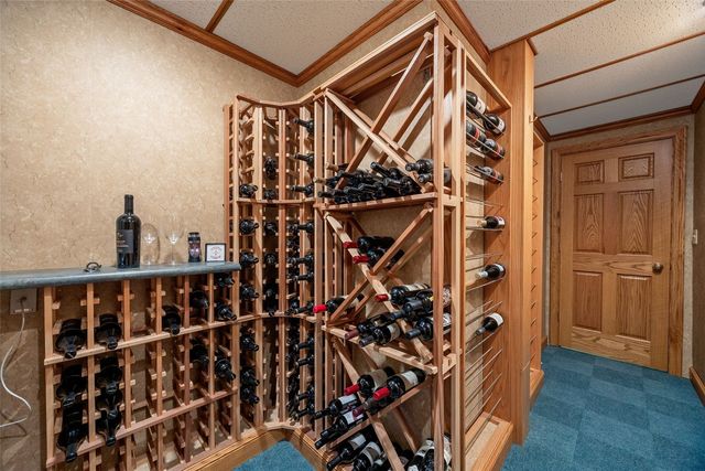3205 Reston Court NE, Cedar Rapids, IA 52402