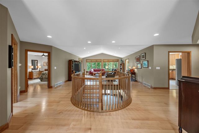 3205 Reston Court NE, Cedar Rapids, IA 52402