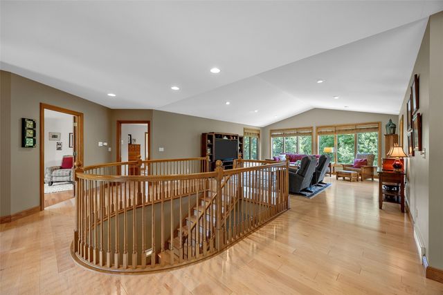 3205 Reston Court NE, Cedar Rapids, IA 52402