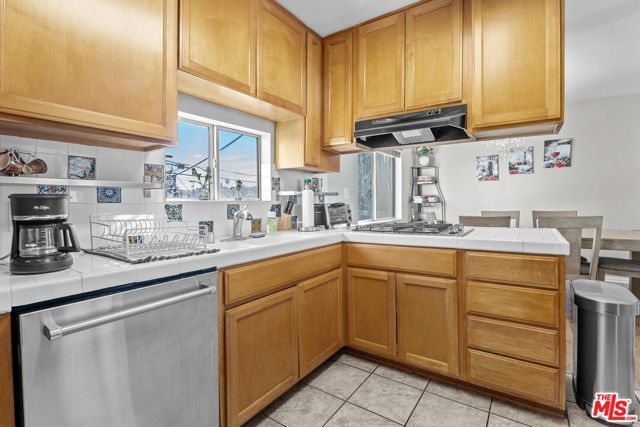 4358 Mammoth Avenue 14, Sherman Oaks, CA 91423