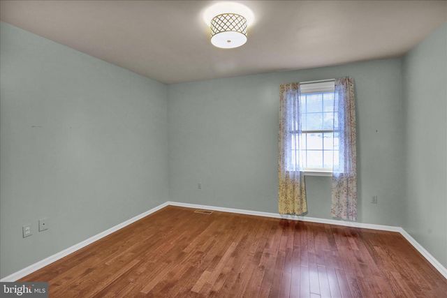 212 PENNSYLVANIA AVE, Reading, PA 19606