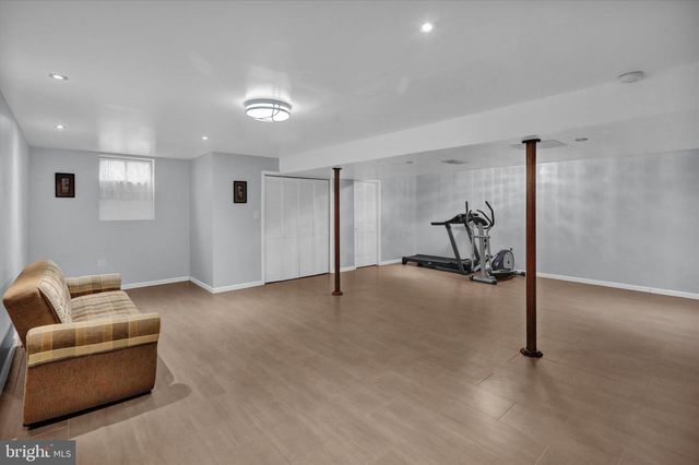 212 PENNSYLVANIA AVE, Reading, PA 19606