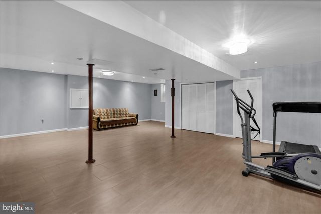 212 PENNSYLVANIA AVE, Reading, PA 19606