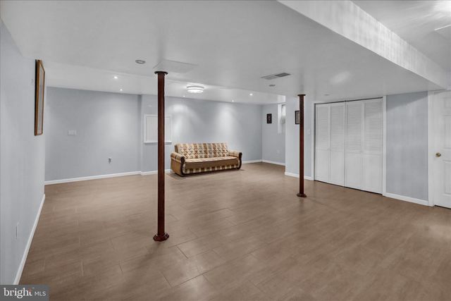 212 PENNSYLVANIA AVE, Reading, PA 19606